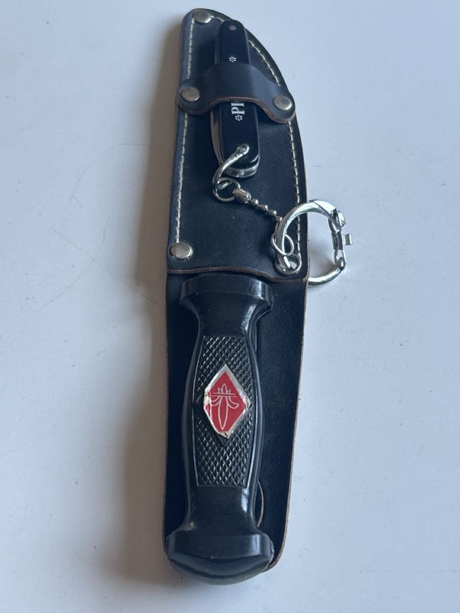 Couteaux: FES Messer mit Scheide und Piccolo Messer Set(S27) – D'occasion à Neuenhof par SchnaeppliAllerlei