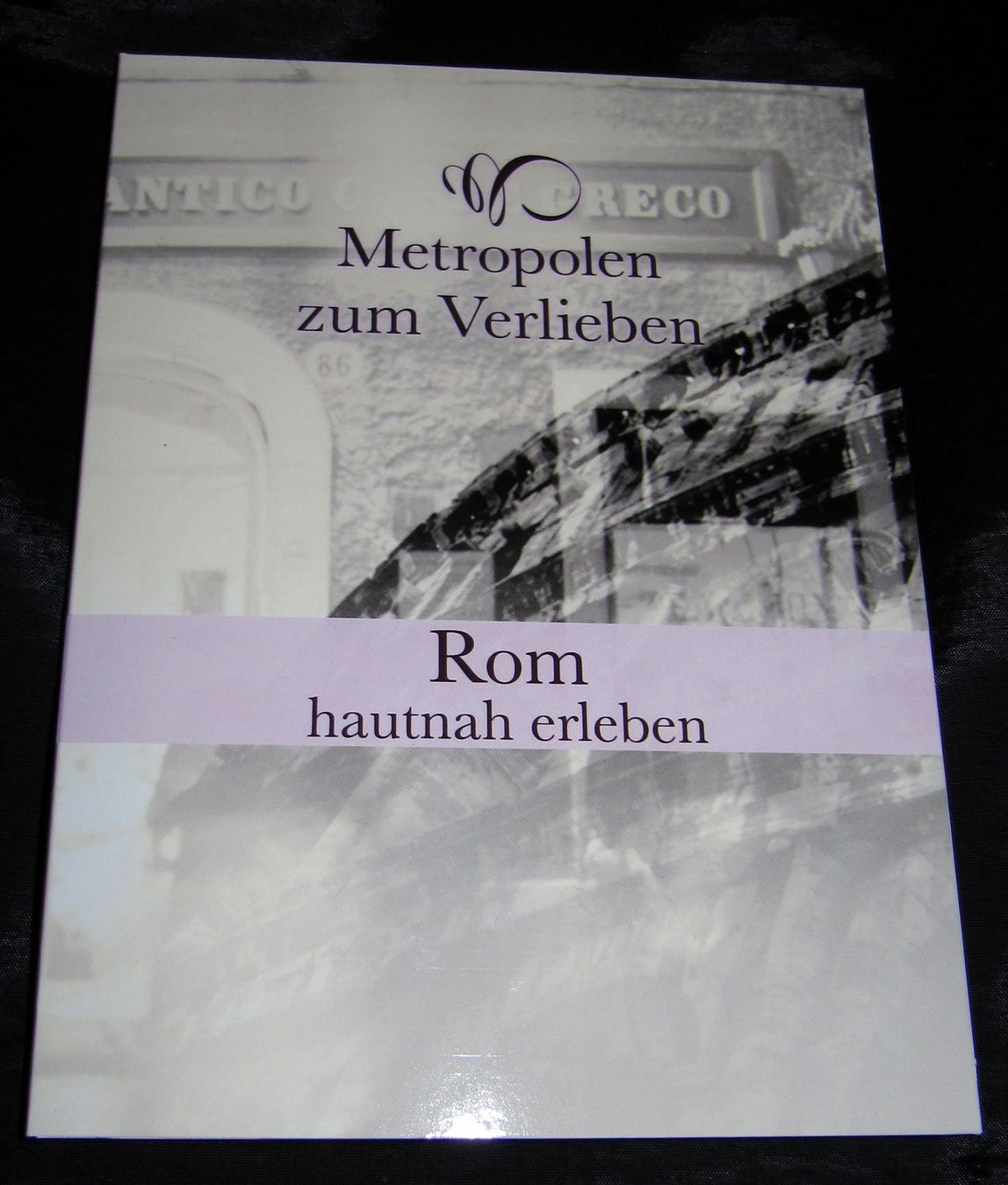 Libri: Reiseführer Geschenk Set Paris Rom Prag Wien Stadtplan + CD – Nuovo e nell'imballaggio originale da Basel venduto da Brouw 2