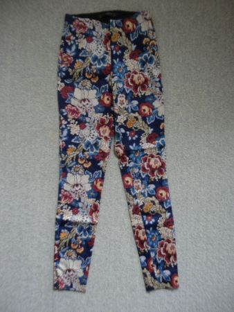 Zara Hose Leggins  Gr S
