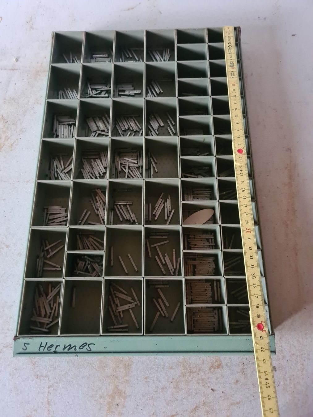 Tutti gli attrezzi: Bleisatz Buchstaben Letterpress Hermes 5 – Usato da Escholzmatt venduto da FuyuIgloo