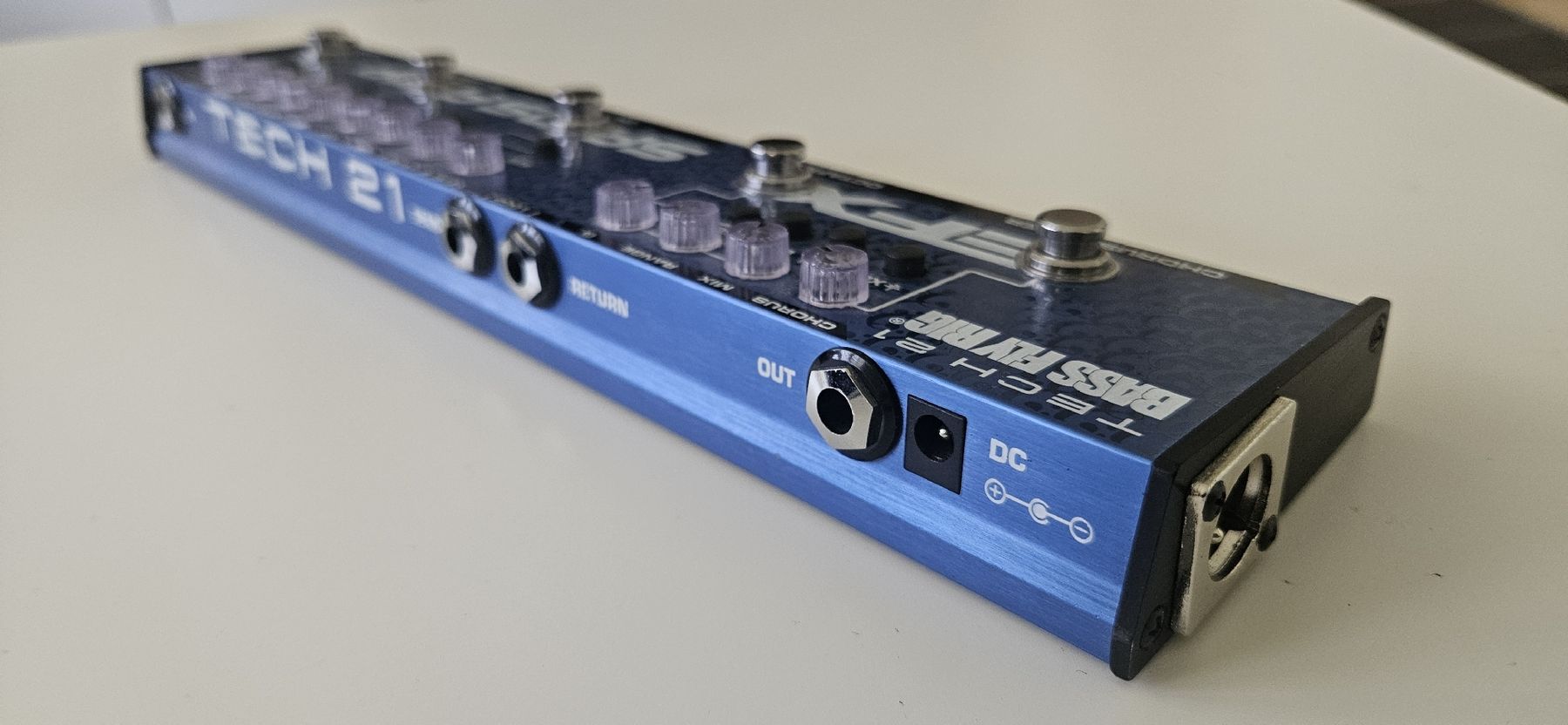 Instruments de musique: Tech 21Tech 21 SansAmp Bass Fly Rig V2 – D'occasion à Richterswil par bra_8wkx 1