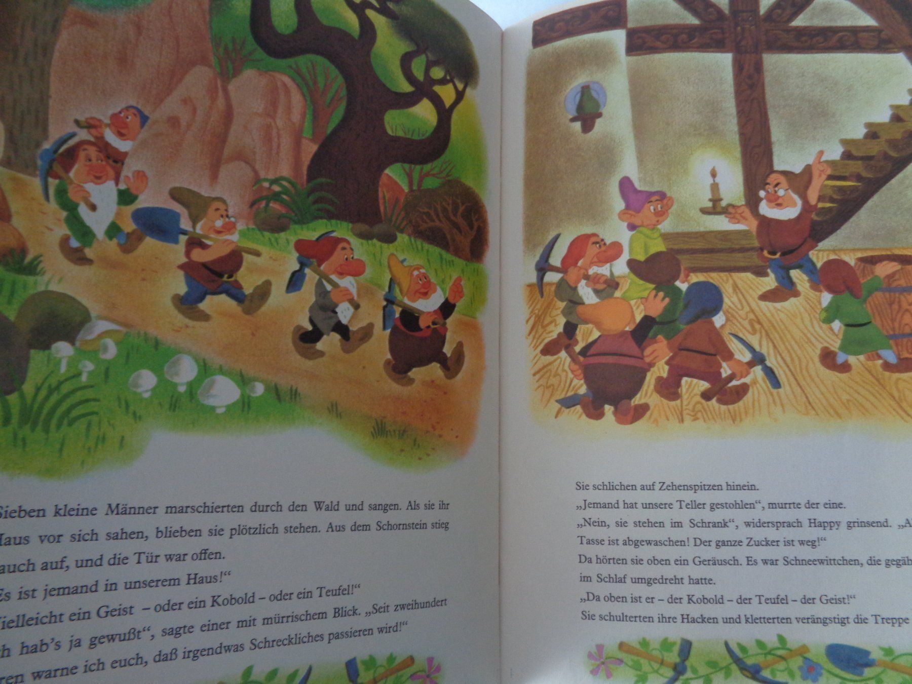 Libri: Walt Disney Schneewittchen die 7 Zwerge – Usato da Chur venduto da omonia 5