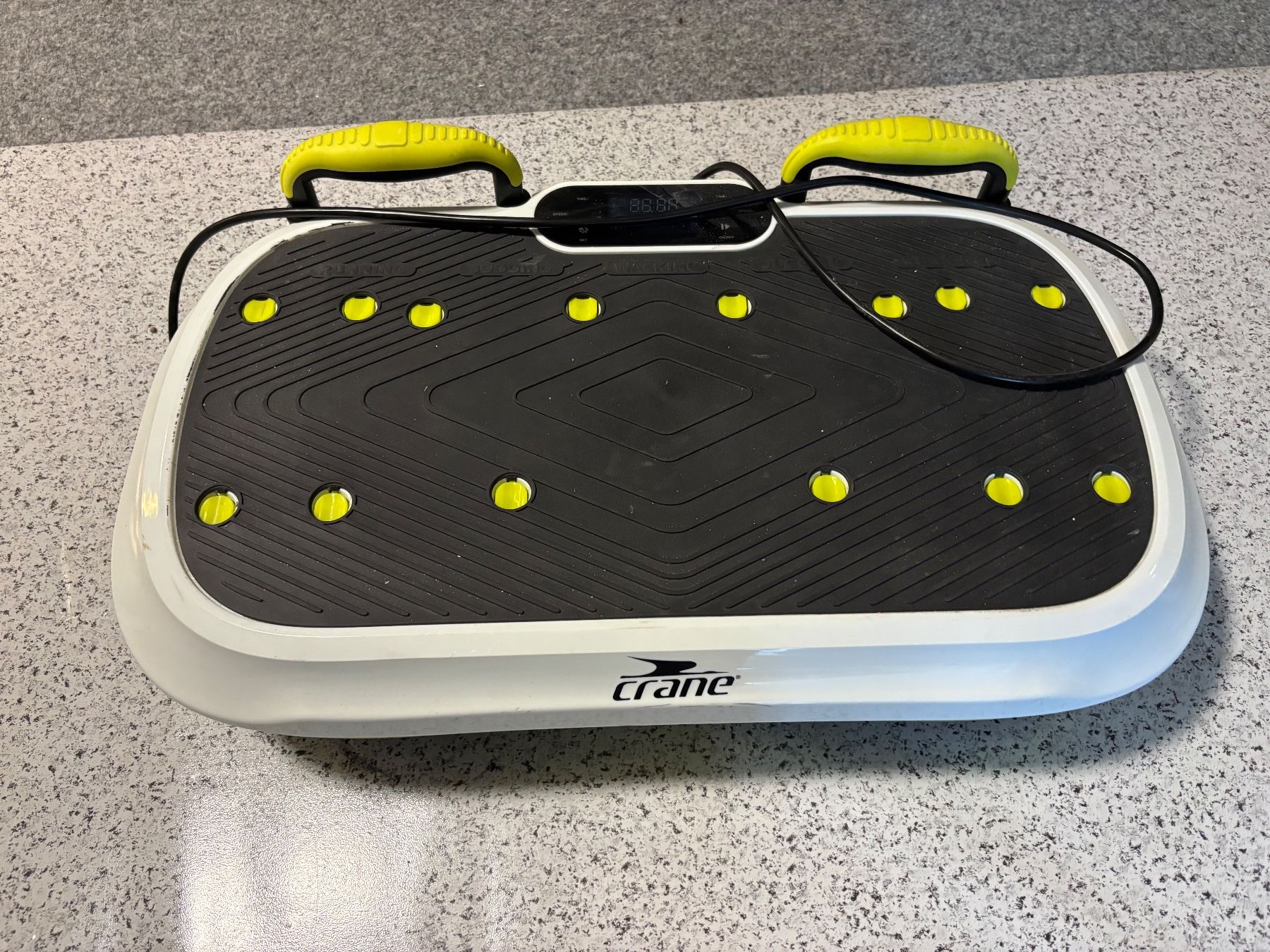 Hometrainer: Crane Vibrationsboard – Gebraucht aus Abtwil SG von Rcr250