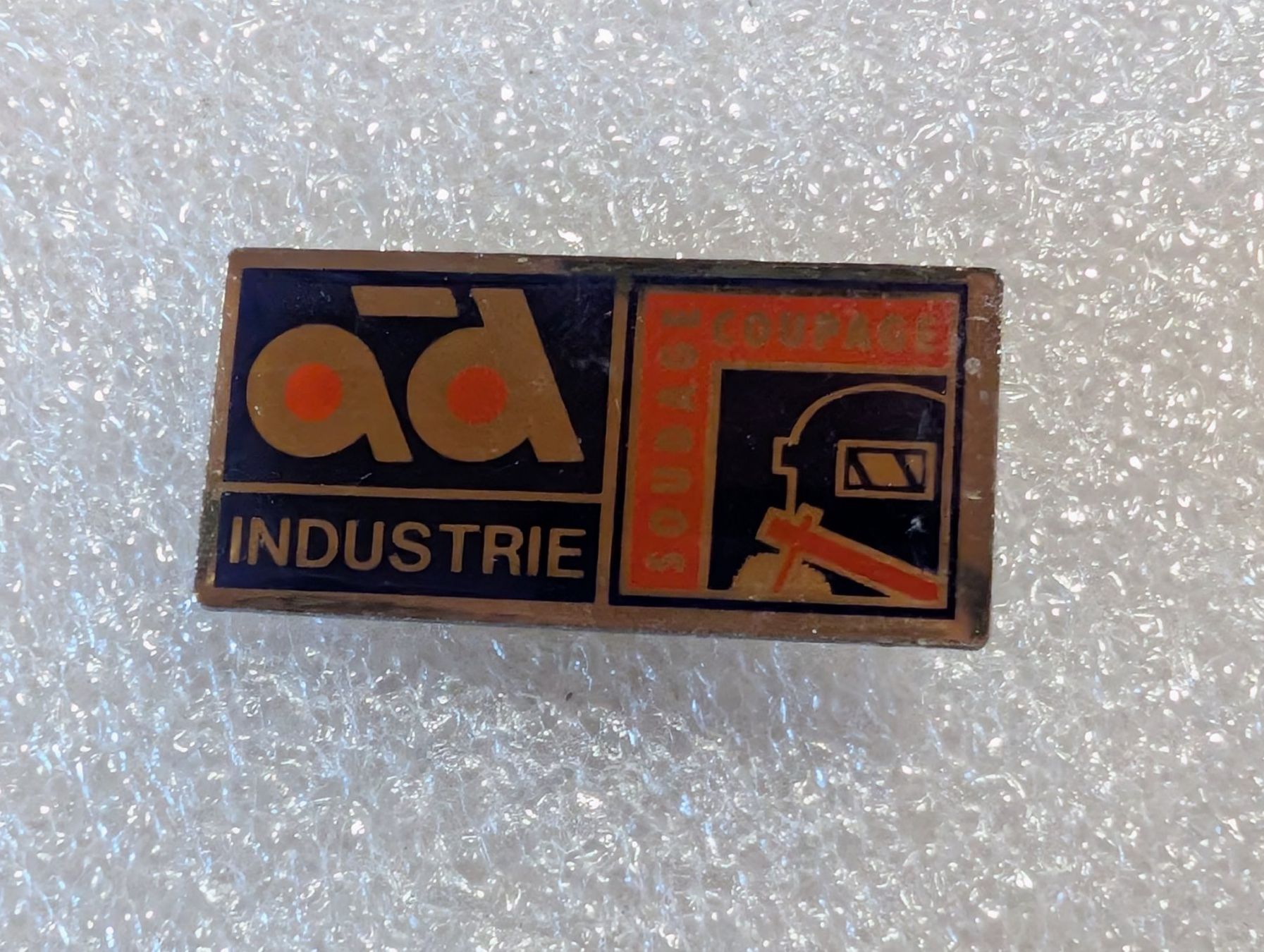 Plaketten & Abzeichen: Ansteckpin 259: ad – Gebraucht aus Oppligen von Pin-Fall-Shop
