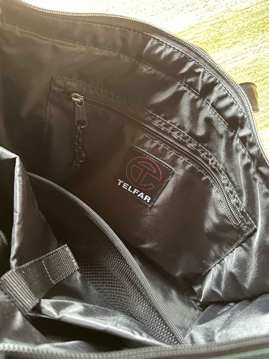 Eastpak Borse: Telfar x Eastpak Green Forest Bag – Nuovo (secondo la descrizione) da Villars-Burquin venduto da Iliasso 3