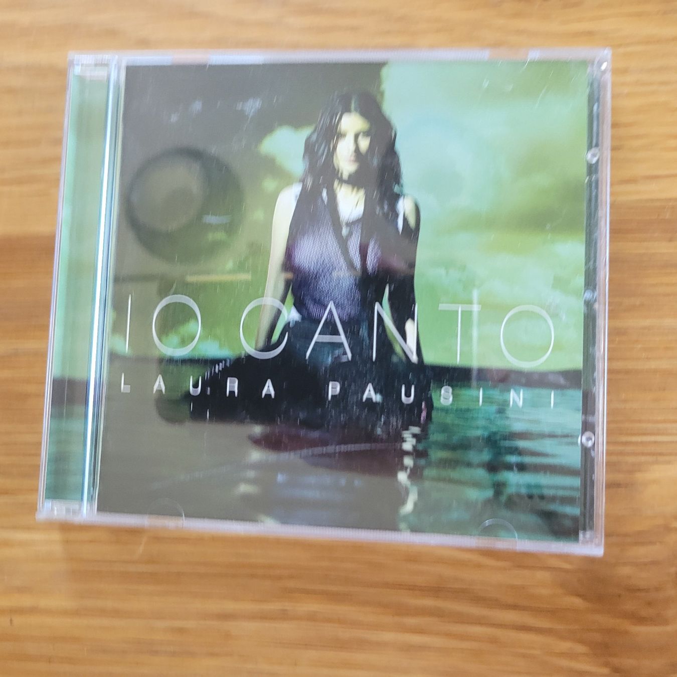 CD: CD Laura Pausini – Usato da Biel/Bienne venduto da Destockweb