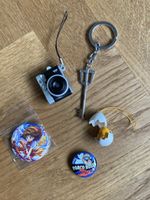 Diverse Anime Schlüsselanhänger / Pins
