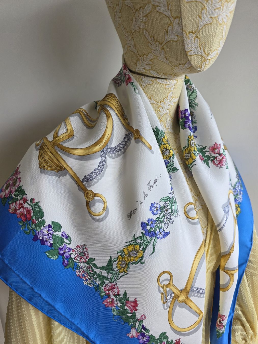 Gucci Foulards & écharpes: Gucci Seidentuch 86 × 86 cm – D'occasion à Zürich par LIMAR 7