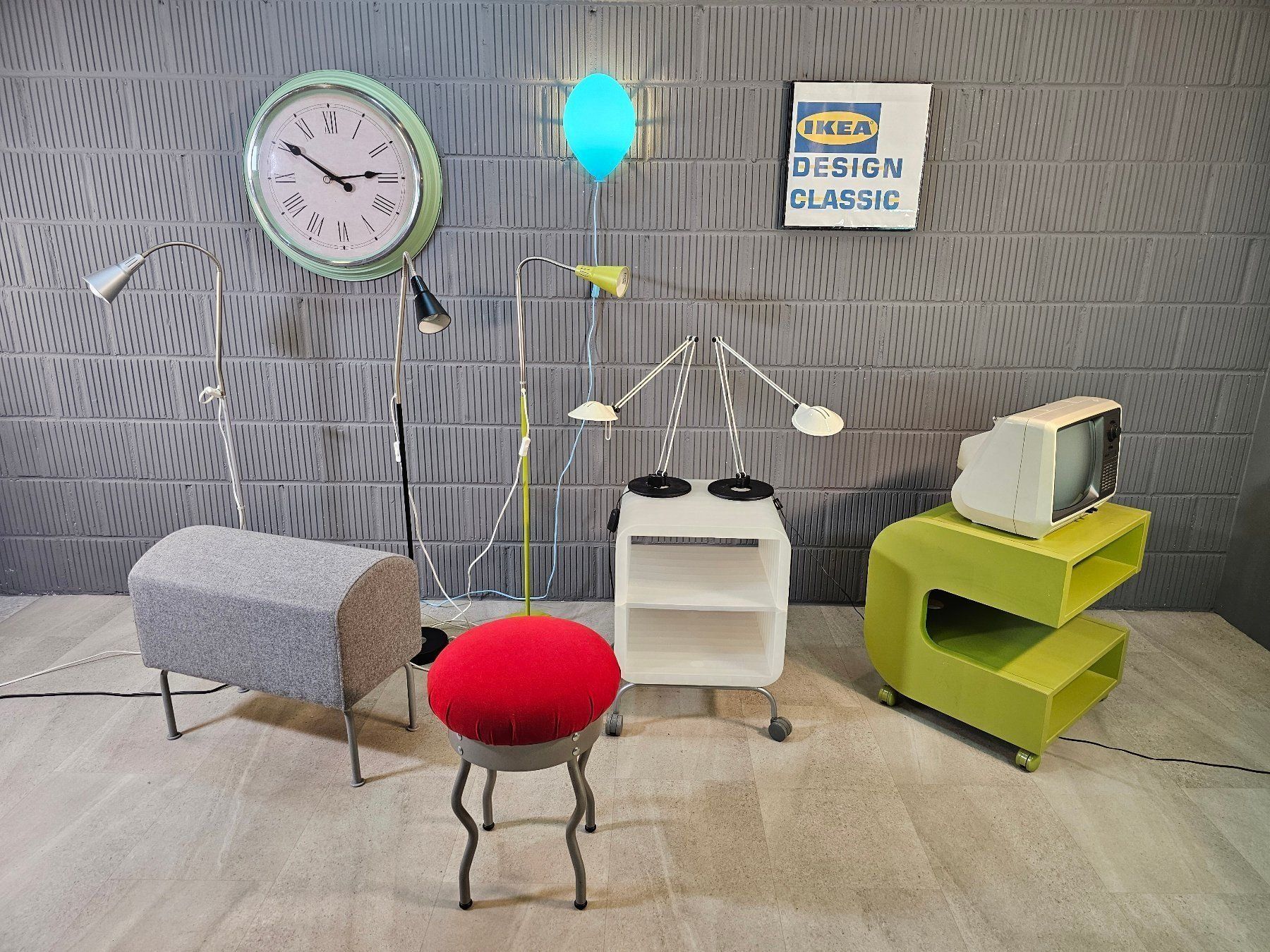 Ikea Hocker: Per Ivar Ledang 1995 IKEA URI Hocker Postmodern Stool red – Gebraucht aus Nottwil von Wondewa-Shop 2