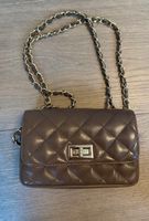 Braune LEDER GENUA mit Goldkettchen