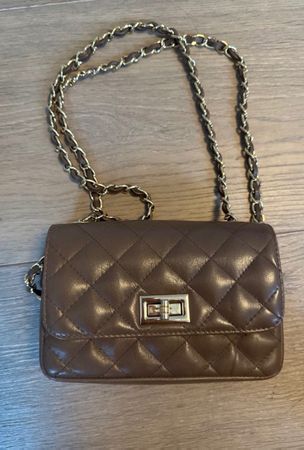 Braune LEDER GENUA mit Goldkettchen