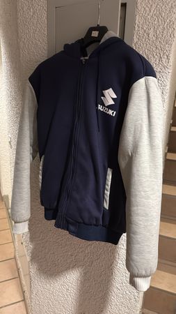Herren Kapuzenjacke Suzuki Grösse L neuwertig