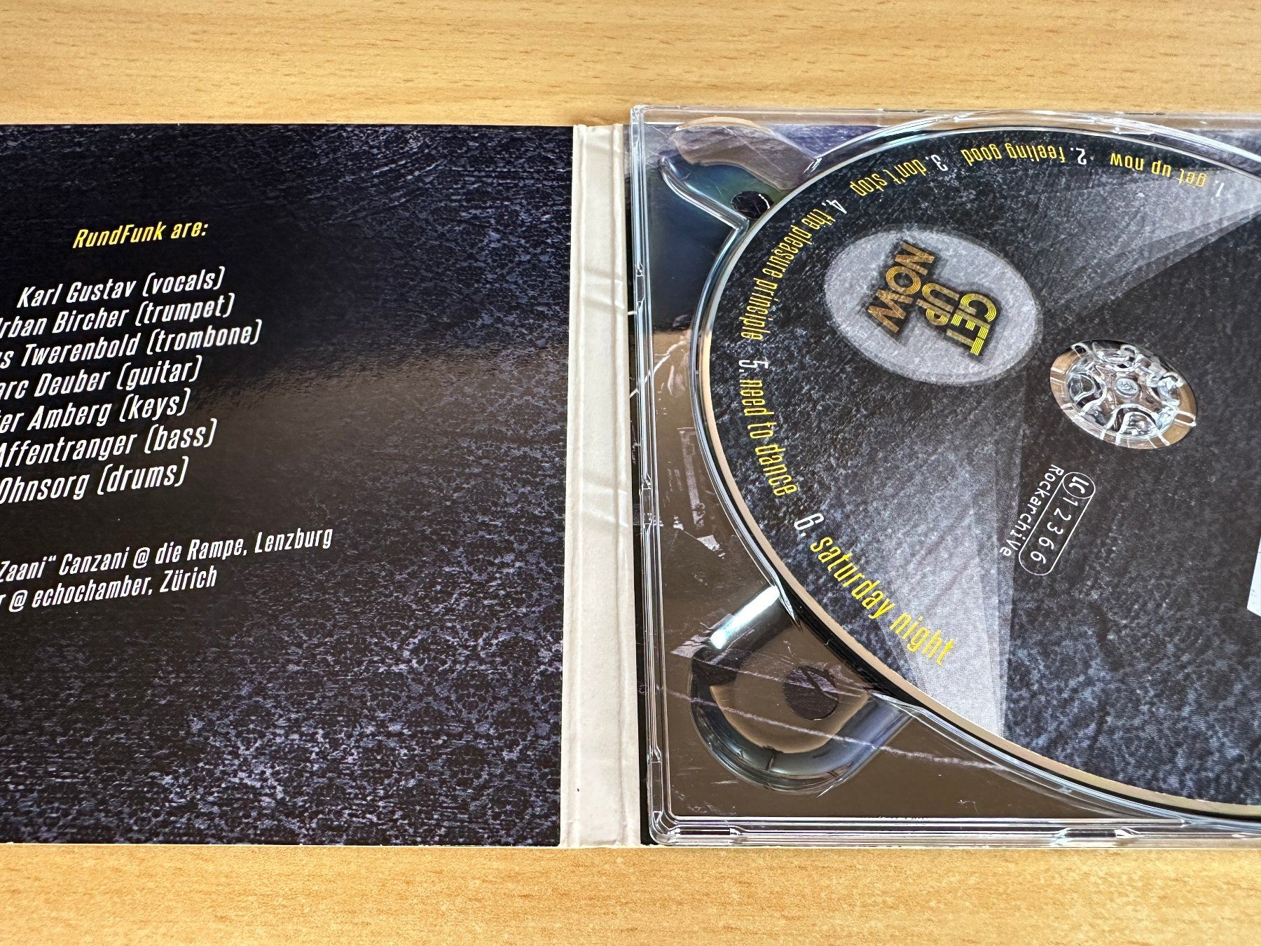 CD: Get Up Now - Rundfunk – Usato da Rikon im Tösstal venduto da Alpenmutz 2