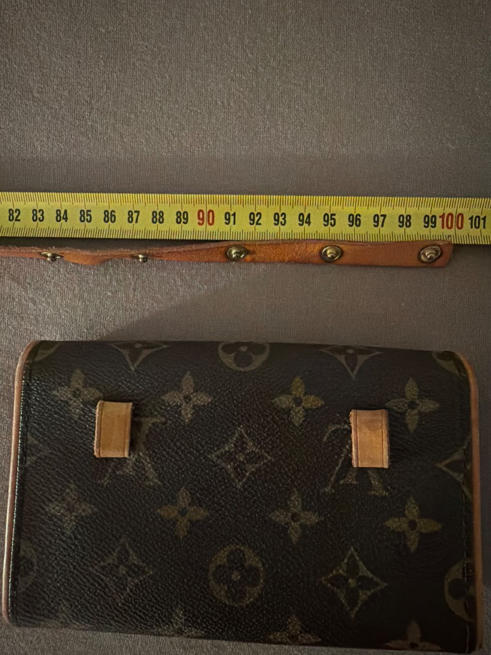 Louis Vuitton Borse da donna: Louis Vuitton Pochette – Nuovo (secondo la descrizione) da Heiden venduto da Sejlaa 6