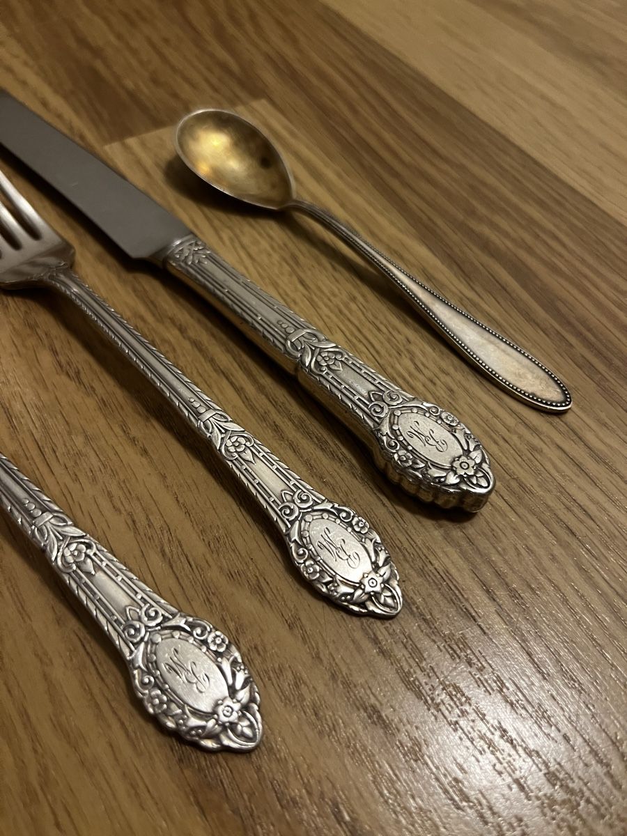 Set di posate: Besteck gebraucht – Usato da Ostermundigen venduto da s_jaja 1
