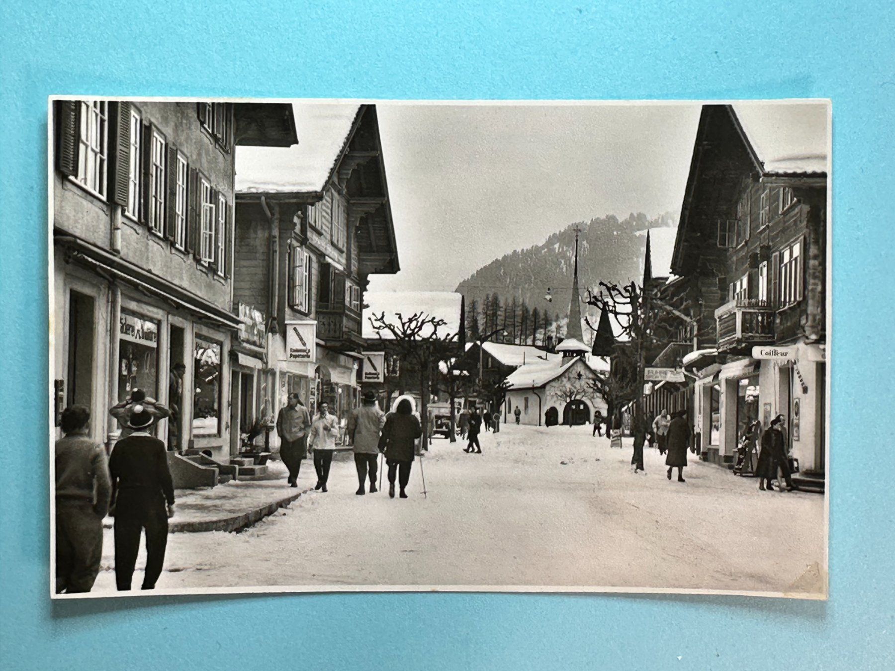 Ansichtskarten: Gstaad - belebt – Gebraucht aus Steg VS von _vinci_