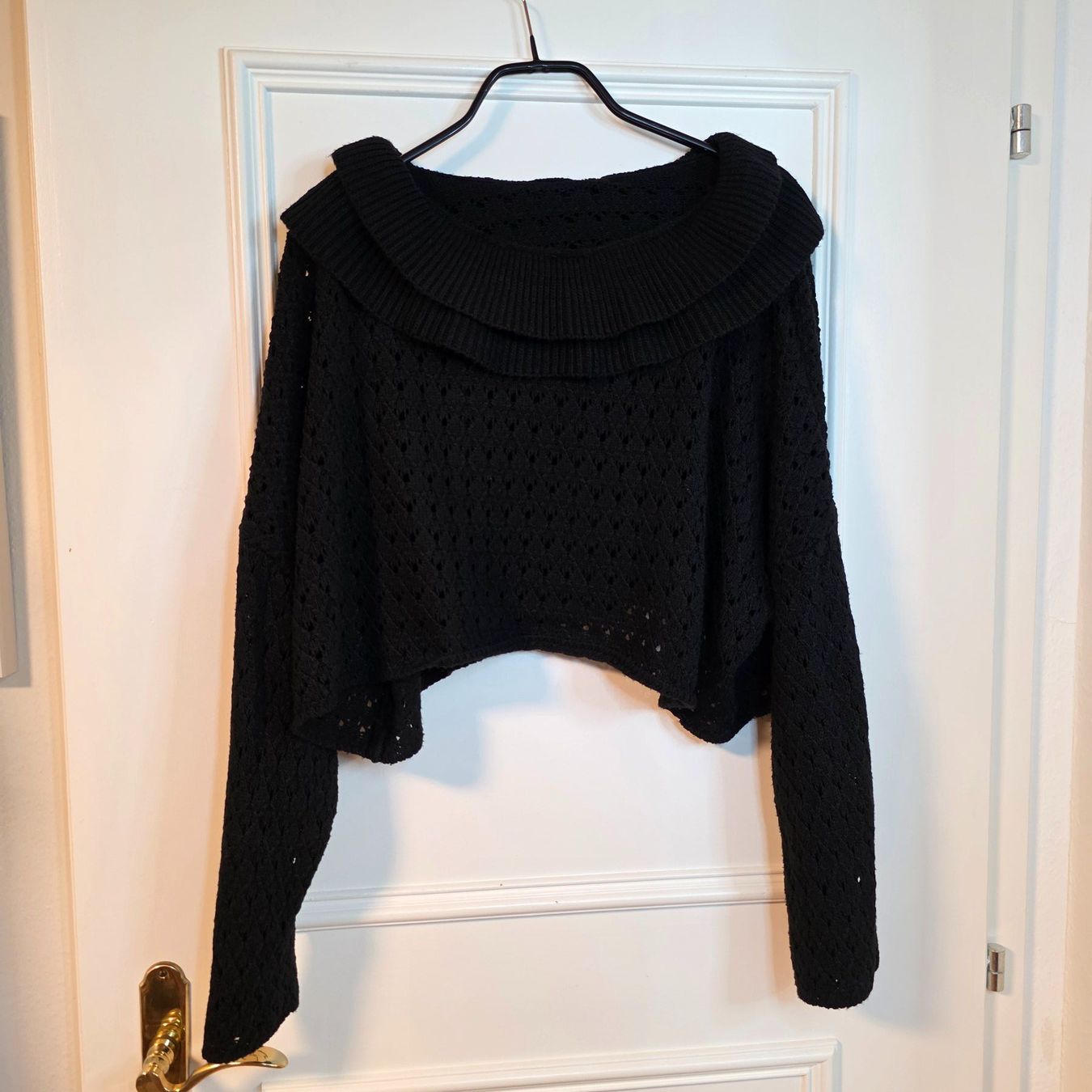 Pullover & Sweatshirts: 🖤 Schwarzer Crop Strickpullover Oversize M/L – Gebraucht aus Wald ZH von CapLux 7