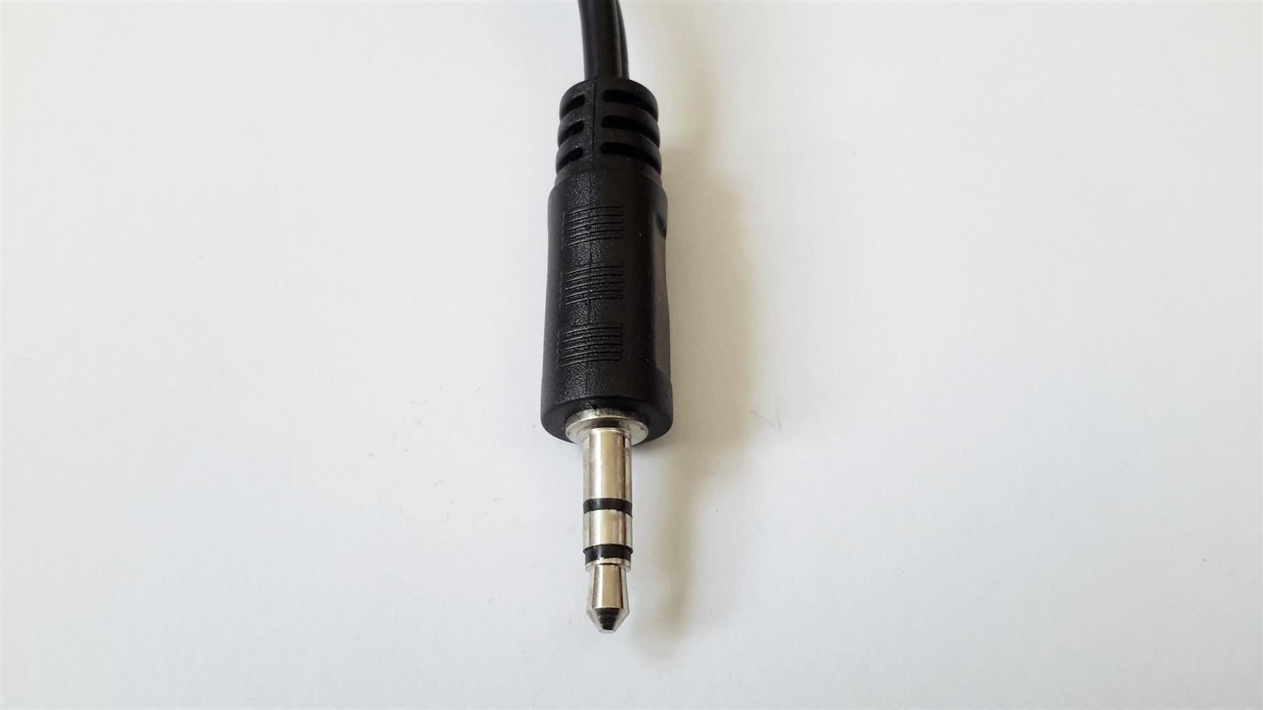 Kabel: Audiokabel 3.5 mm Stecker 2x Buchse 0.2m – Neu und originalverpackt aus St. Gallen von cointec 2