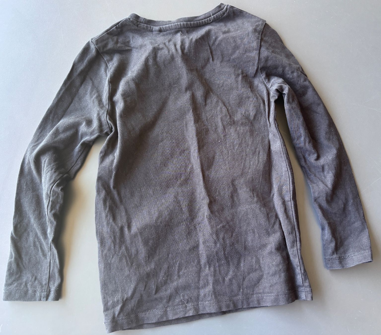 C&A Camicie, T-shirt & Polo: Halloween Langarmshirt Gr 110 – Usato da Brugg AG venduto da tsannen 1