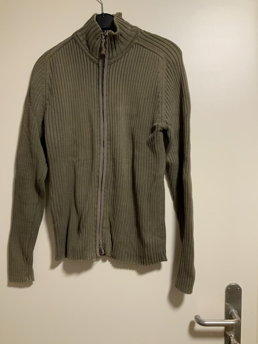 H&M Giacche: Herren Strickjacke H&M O.G.G. Oliv Grösse M – Usato da Wallisellen venduto da AS.TZ. 7