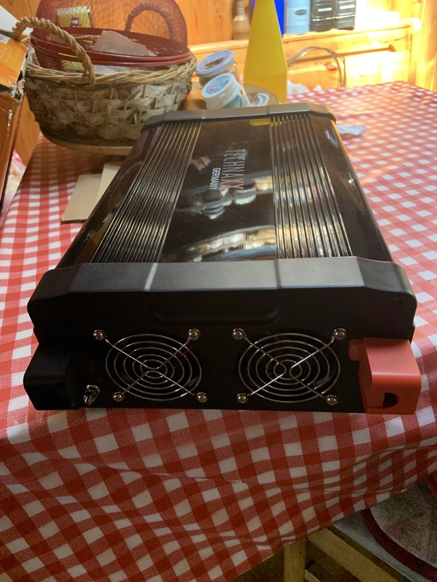 Onduleurs: Sinus Wechselrichter 12V 6000 Watt – D'occasion à Meggen par bru_69sx 2