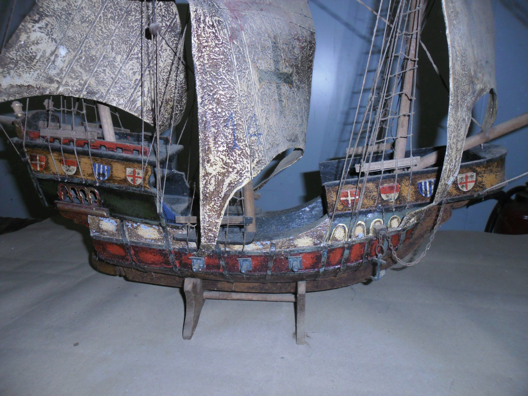 Kit di modellismo & Modellini statici: Älteres Schiffsmodell ev. St. Maria von Chr. Columbus – Usato da Würenlos venduto da Beabuschi 1