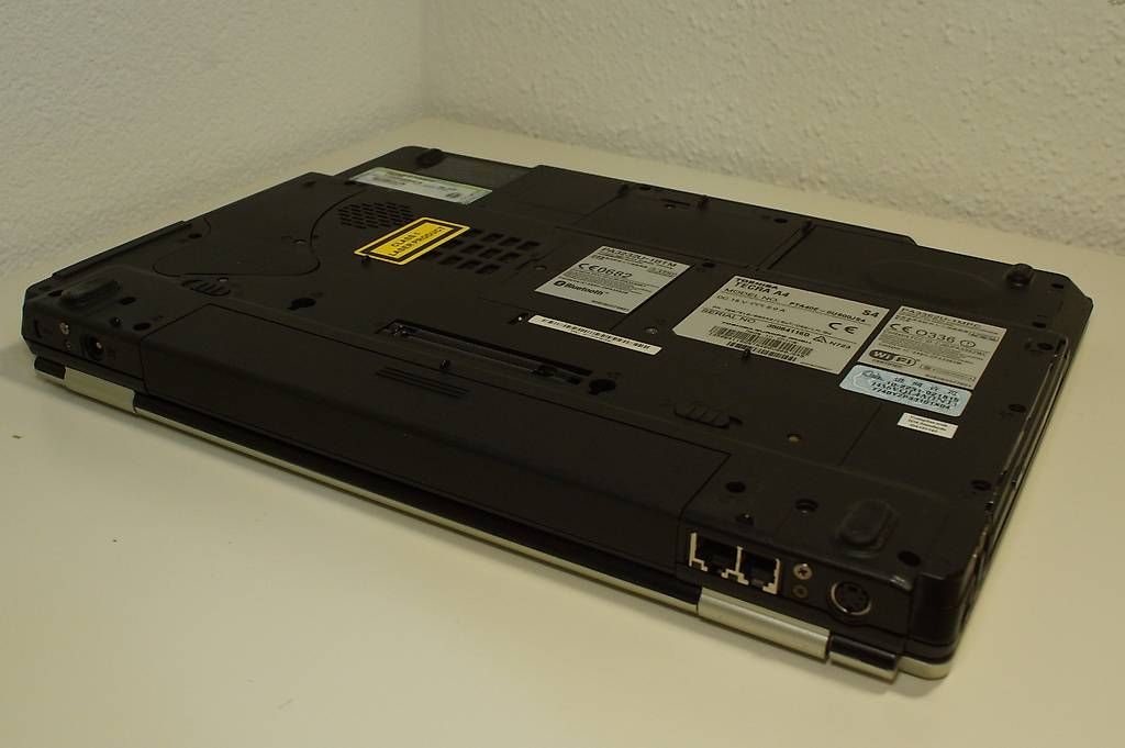 Toshiba Notebook: Toshiba Tecra A4 (XP Business-Notebook) – Difettoso da Wetzikon ZH venduto da ChrimsChrams 3