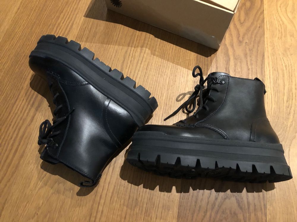 Excellent condition) Black Classic Ugg real leather boots 36 (Neu ...