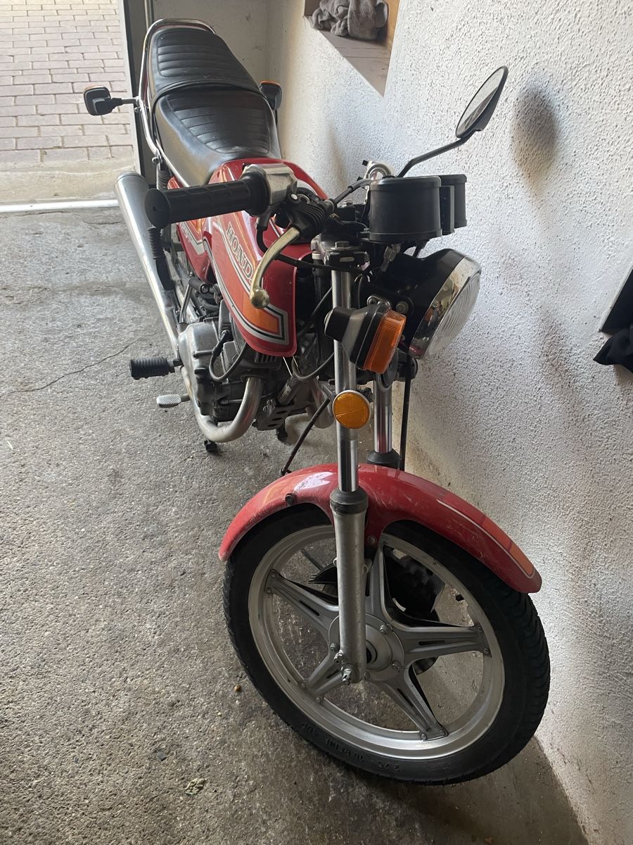 Honda Strasse: Honda CB 125Twin – Gebraucht aus Merishausen von waek