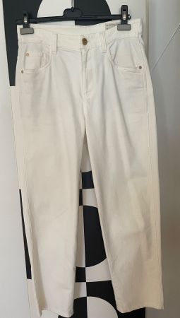 Brunello Cucinelli – Elegante Off-White Jeans Damen