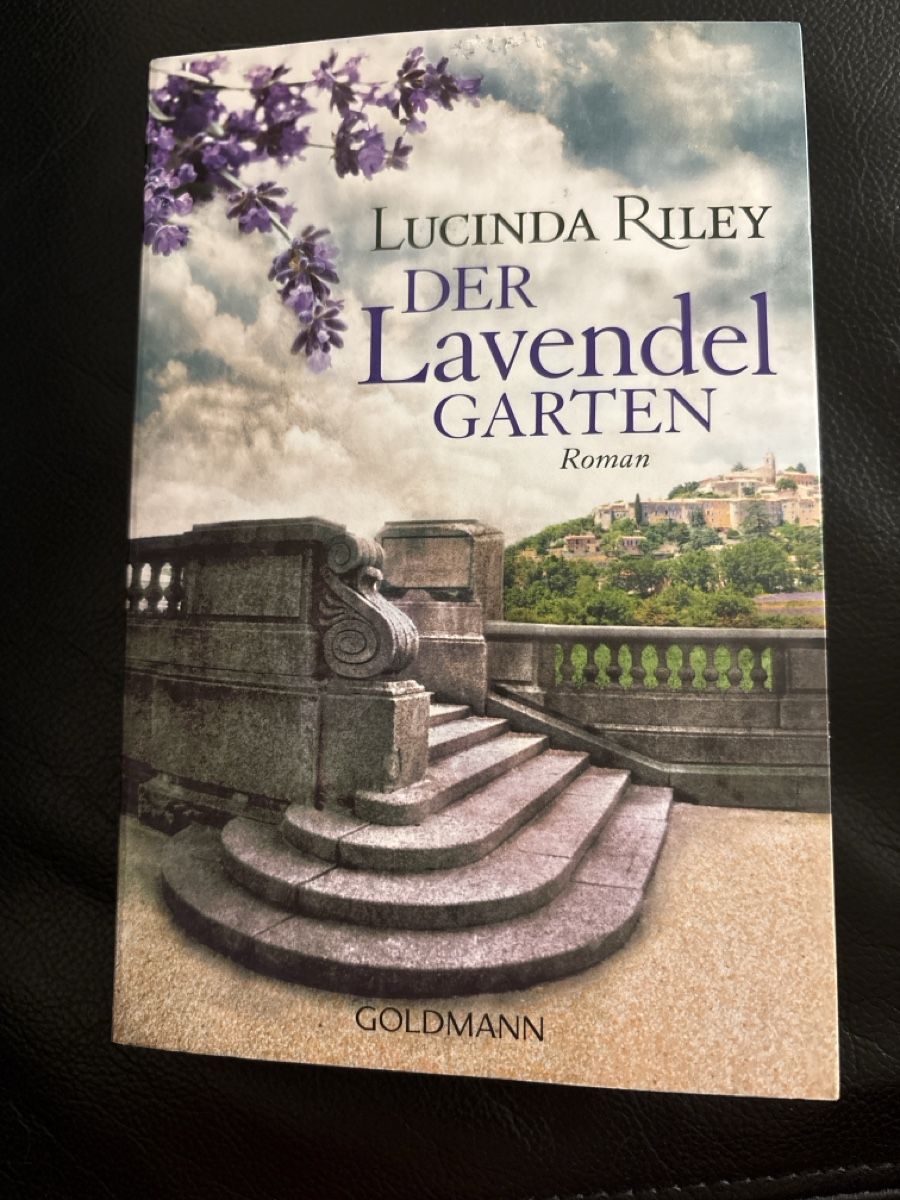Libri: Lucinda Riley-Der Lavendelgarten – Usato da Bülach venduto da kittygismo