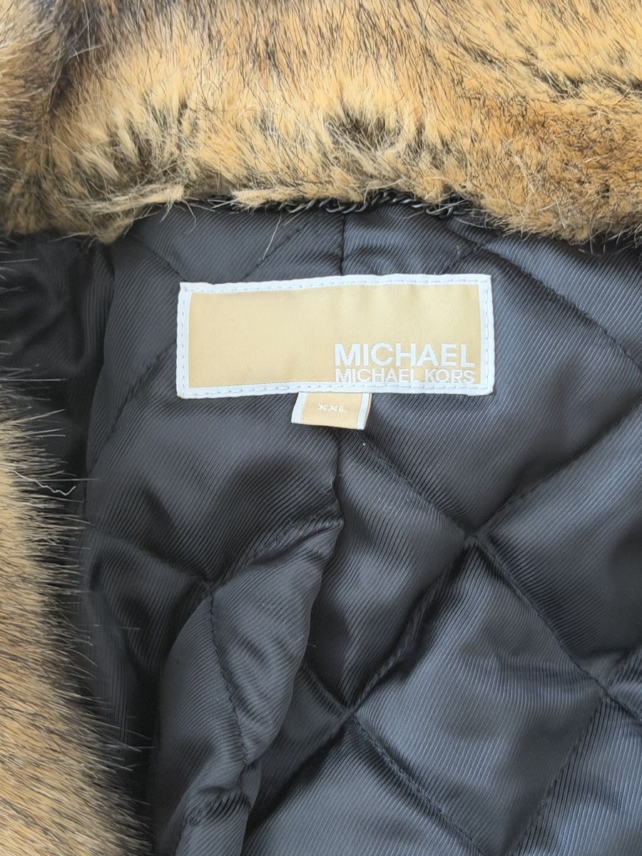 Michael Kors Manteaux: Michael Kors Pelzmantel (Kunstfell) – Neuf (Voir description) à St. Gallen par nin_q2jk 3