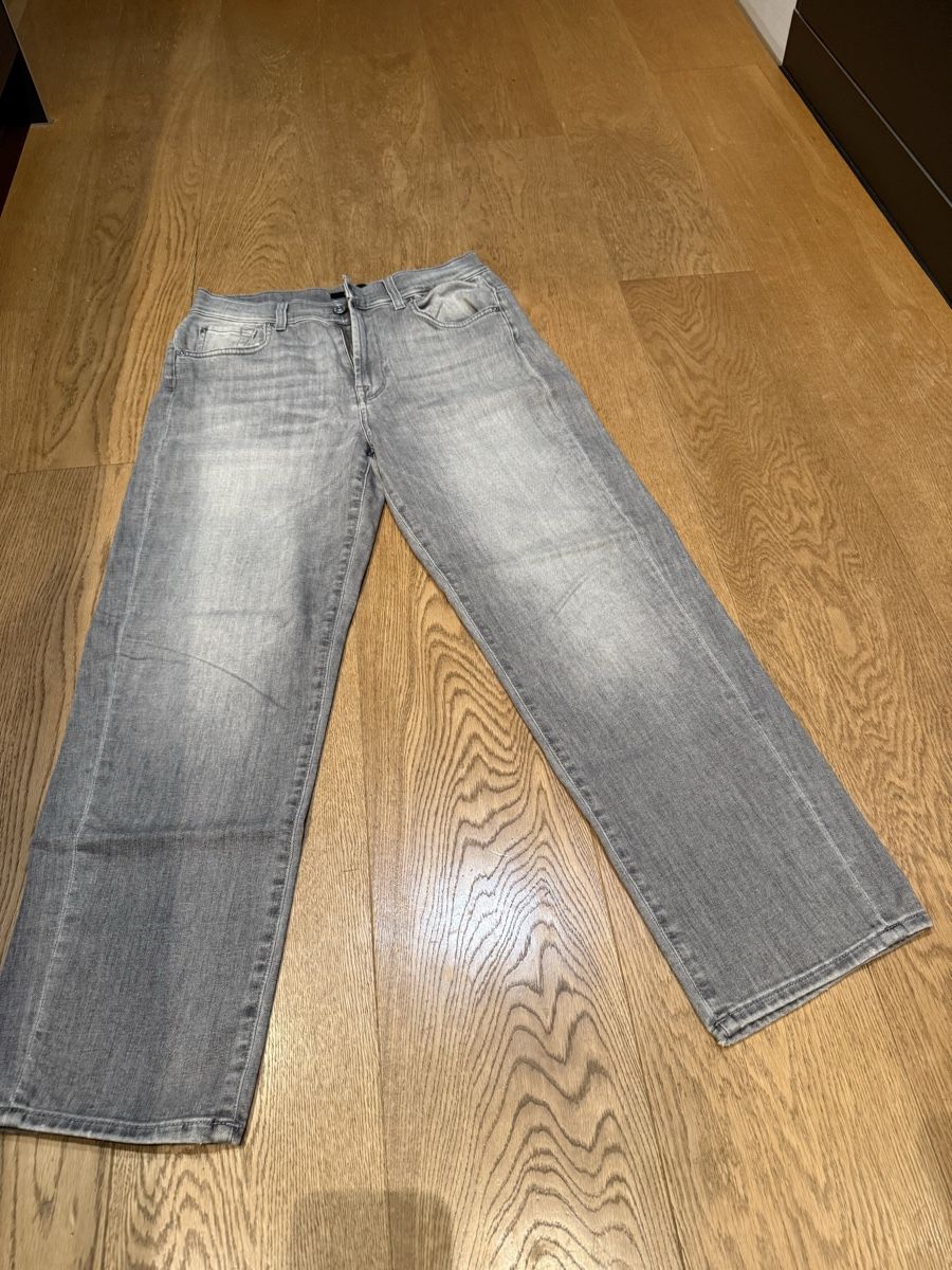 Mankind Jeans: 7 for all mankind Jeans Gr. 27 grau – Usato da Mörschwil venduto da butzeli02