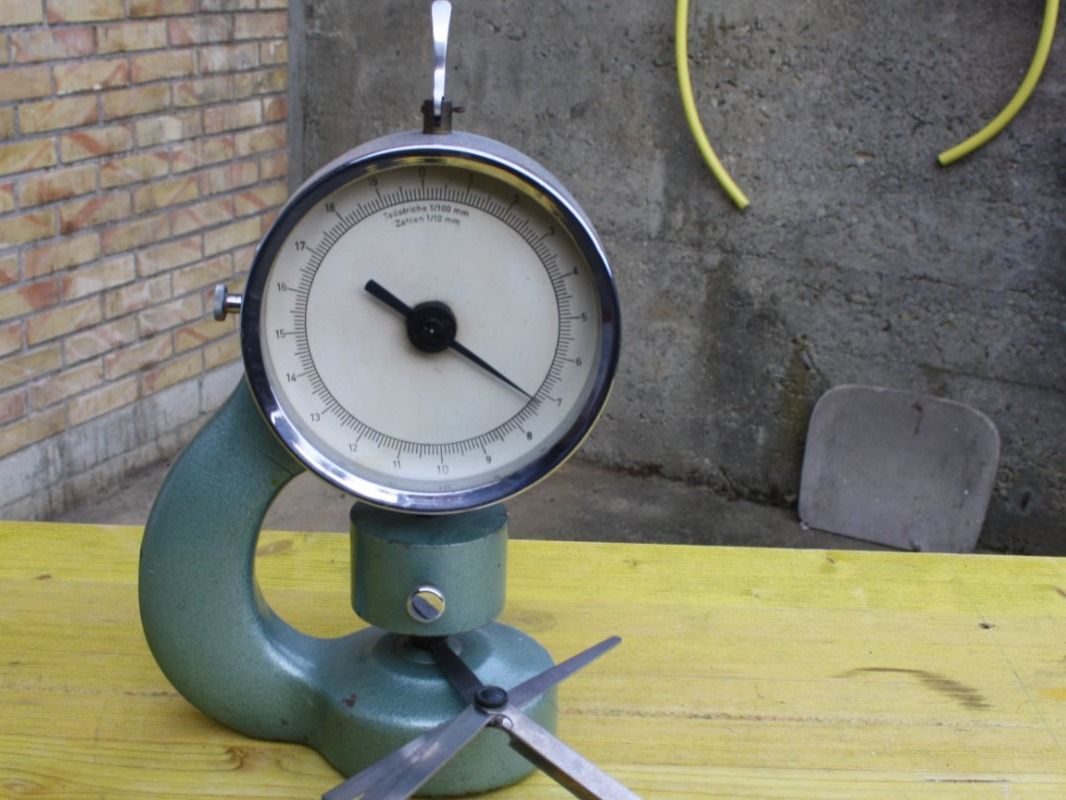 Misurare: MIKROMETER GROSSES STAND MIKROMETER ANTIK? – Usato da Wauwil venduto da Pneuedy 3