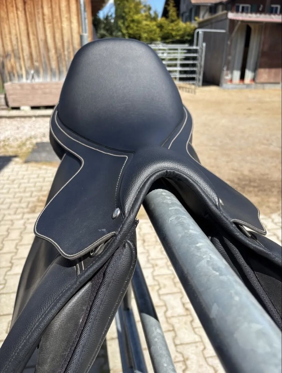 Sattel & Sattelzubehör: Wintec Sattel 17"  – Gebraucht aus degersheim von mutti1 2