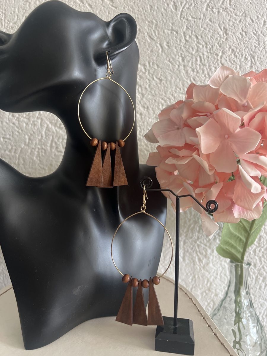 Ohrringe & -stecker: Trendige Ohrringe mit Holz-Akzenten – Gebraucht aus Seon von Sunny-Schmuck78