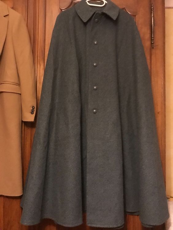 Pèlerine cape militaire en laine / neuve Kaufen auf Ricardo