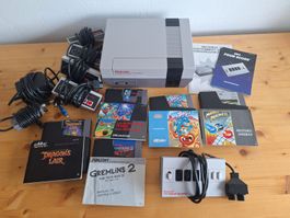 Nintendo NES Konsole Set mit Spielen und Zubehör gebraucht