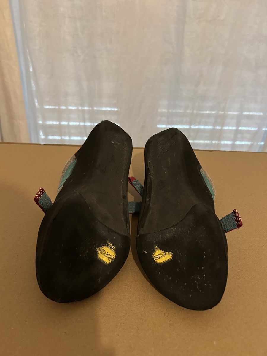 Decathlon Scarpe da uomo: Simond Kletterschuhe mit Klettverschluss – Usato da Thun venduto da ann_j9cx 1