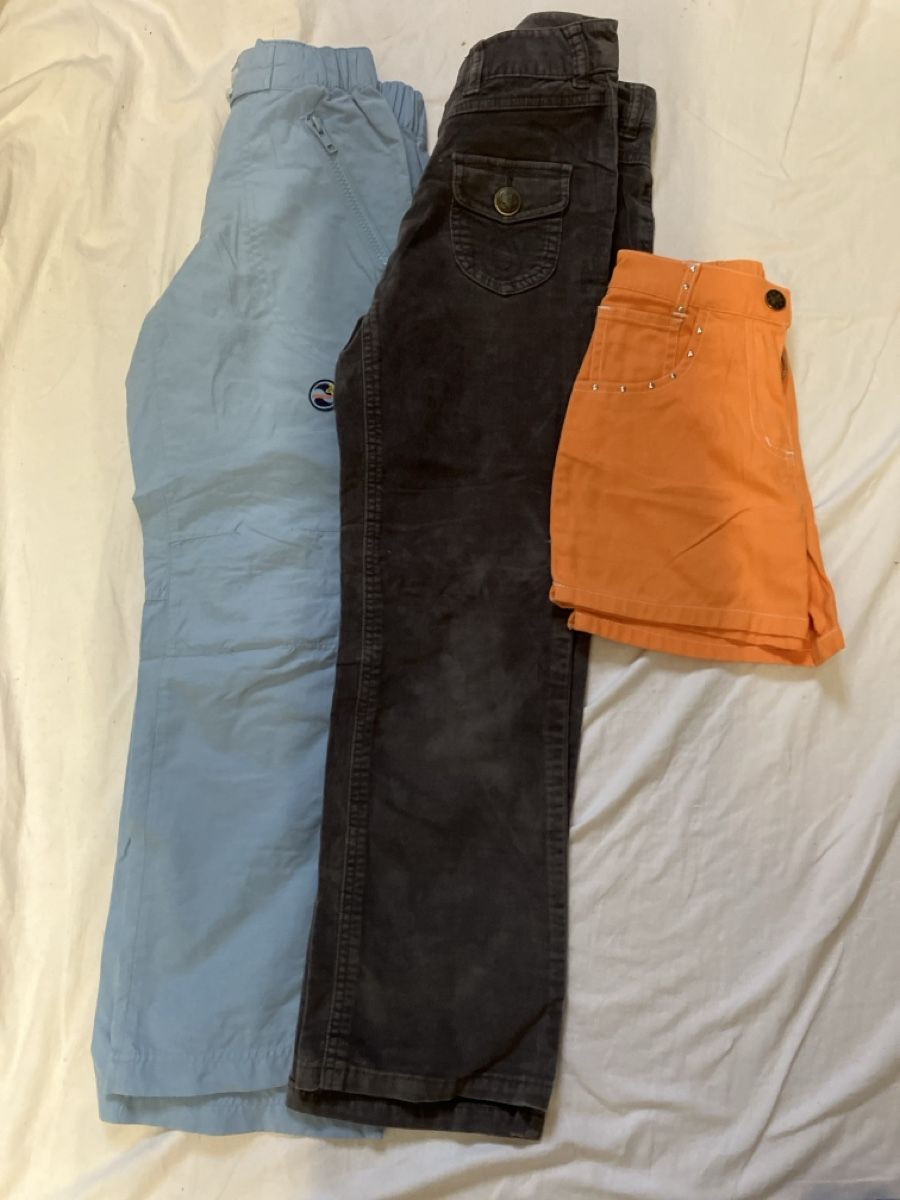 Lotti & Set di vestiti: Kleiderpaket Gr. 128 – Usato da Bauma venduto da Dolphin3 1