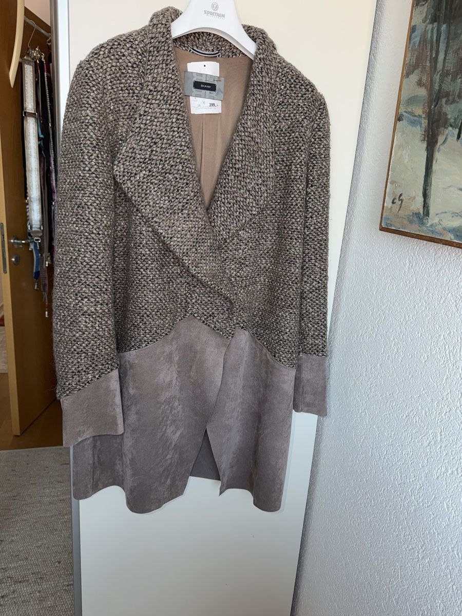 Riani Mäntel: Mantel RIANI 38 1x getragen  – Neu (gemäss Beschreibung) aus Dornach von samuti