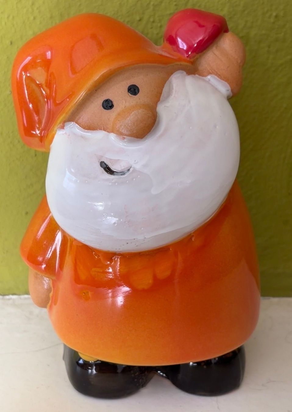 Statuette: Keramik Zwerg orange, Neu – Nuovo e nell'imballaggio originale da Zäziwil venduto da meri79.