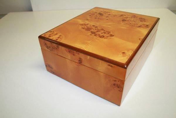 Humidor per sigari: Humidor "Wurzelholz" – Nuovo e nell'imballaggio originale da Wetzikon ZH venduto da Goschama 3