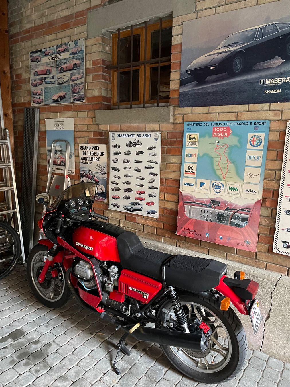 Strada: Moto Guzzi Le Mans 2 – Usato da Laupen BE venduto da Perigoso 3
