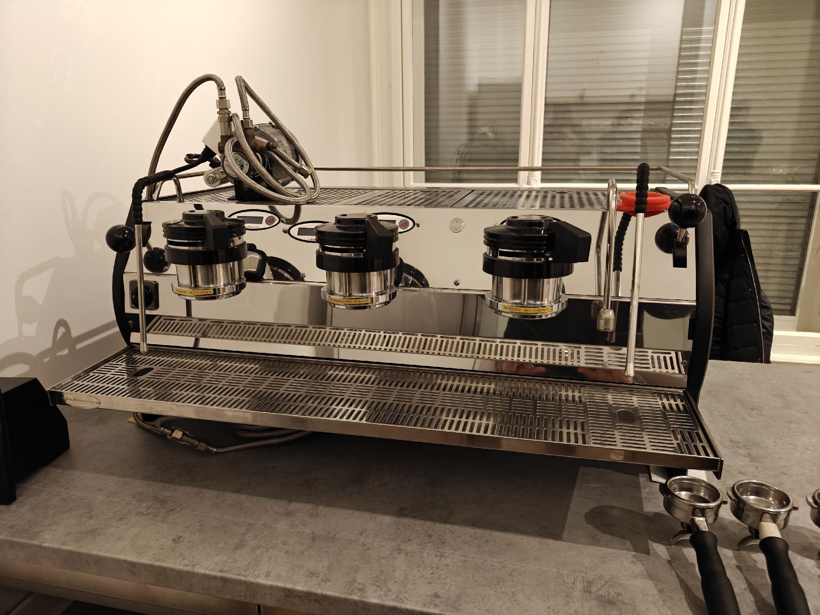 La Marzocco Macchine per caffè & Macchine per espresso: La Marzocco strada ep3 3 gruppig – Usato da Zürich venduto da Melinho27