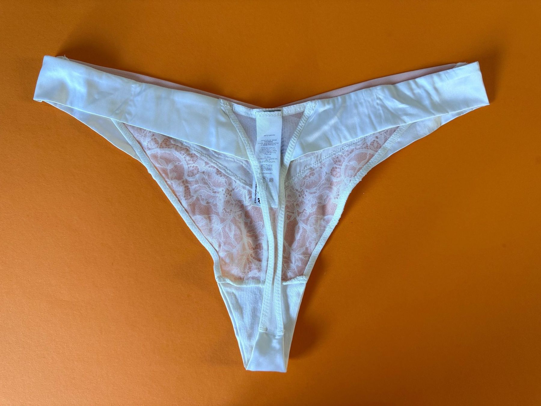 Hunkemöller Sonstige Unterwäsche: HUNKEMÖLLER, String, Grösse XL, Farbe Weiss – Neu und originalverpackt aus Rudolfstetten von gst_g7xl 3
