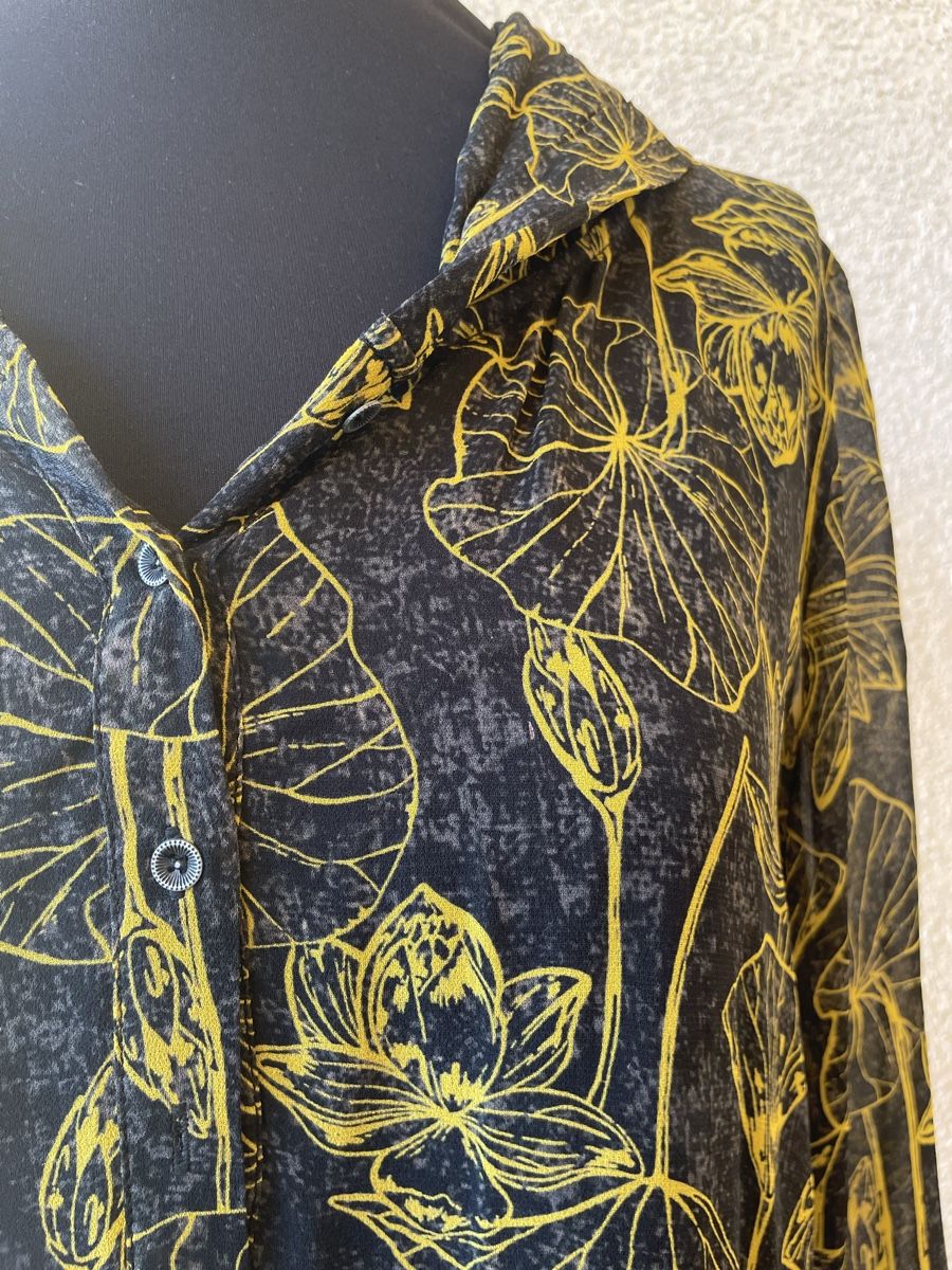 Nile Camicette: Blouse à capuche Nile, taille S – Nuovo (secondo la descrizione) da Vevey venduto da chr_5pvx 1