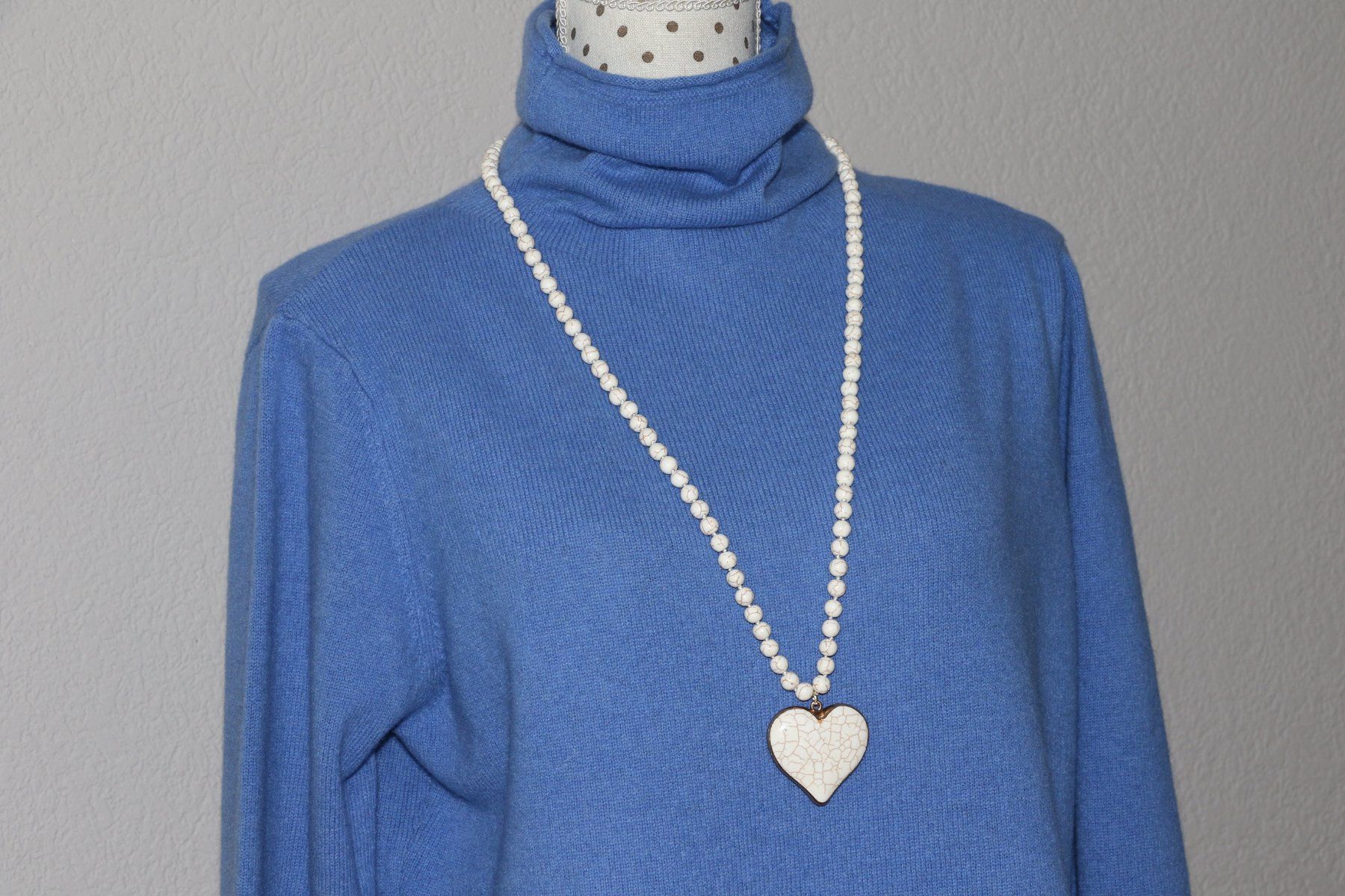 Maglioni & Felpe: Neuer toller Pullover aus 100% Wolle eher Gr.M – Nuovo (secondo la descrizione) da Oberwil-Lieli venduto da Svetlana28 2