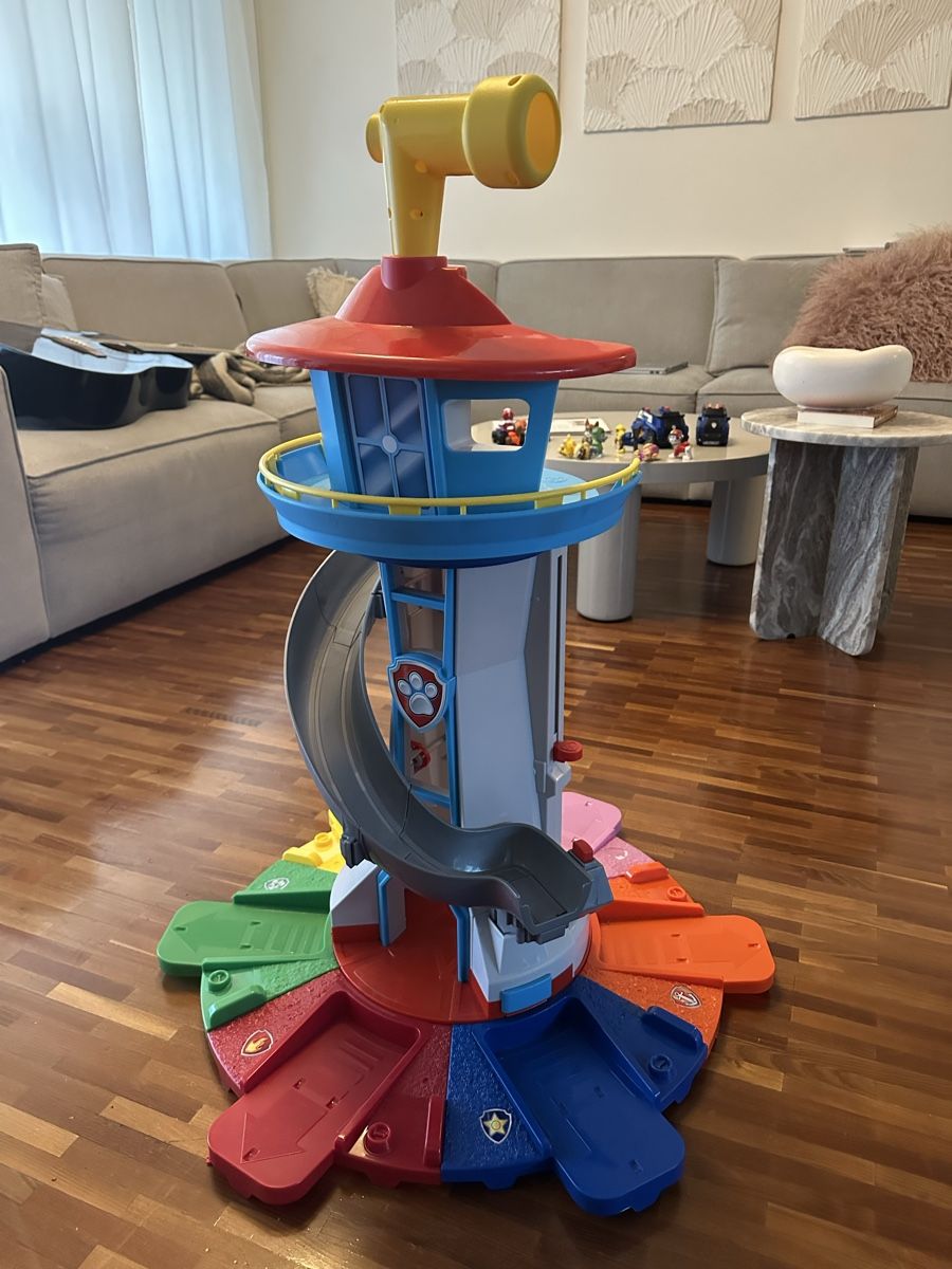 Giocattoli: Paw Patrol Zentrale + Hunde – Usato da Turbenthal venduto da arb_g87g