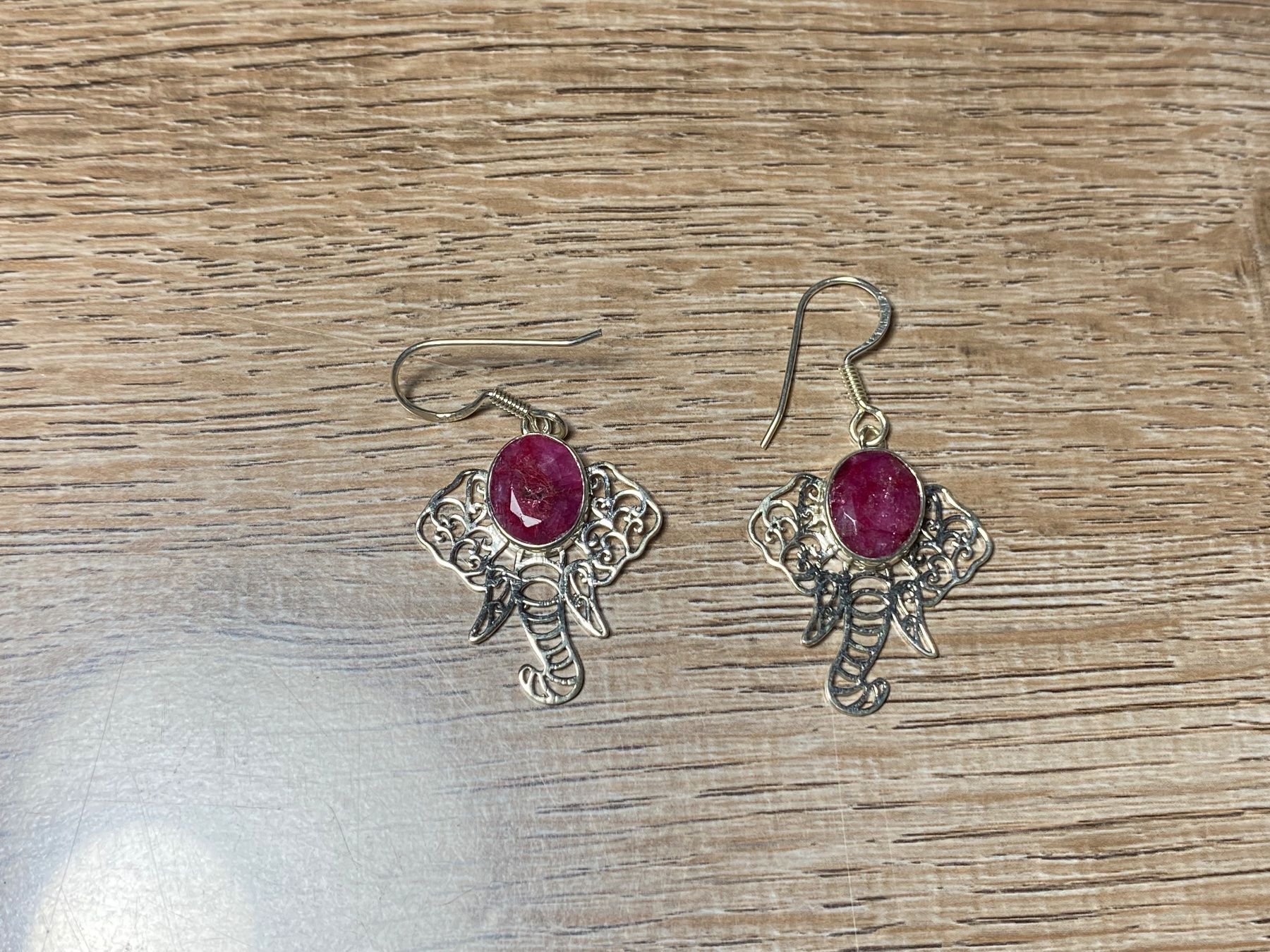 Orecchini pendenti & Orecchini a lobo: Boho Elefant Ohrringe 925 Silber mit natürlichem Rubin – Nuovo e nell'imballaggio originale da Laax venduto da Kiki_Kingdom3 4
